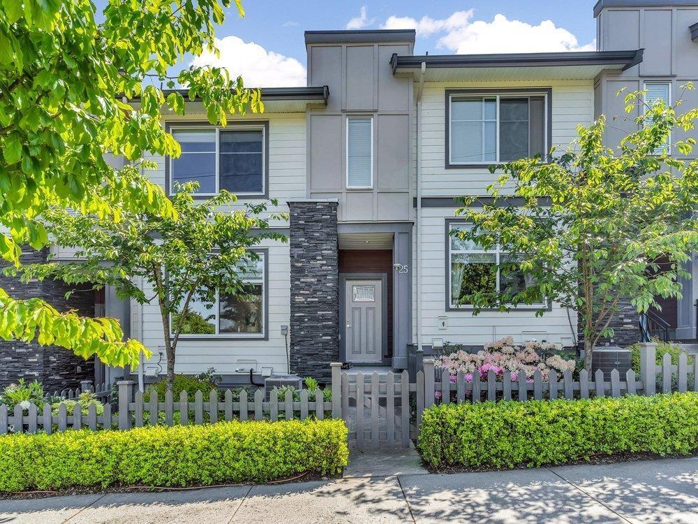 25 15633 Mountain View Drive, Surrey, British Columbia  V3Z 0W8 - Photo 1 - R3047349