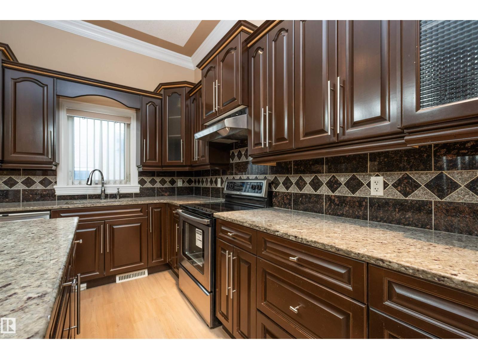 1527 67 St Sw, Edmonton, Alberta  T6X 0G8 - Photo 22 - E4458064