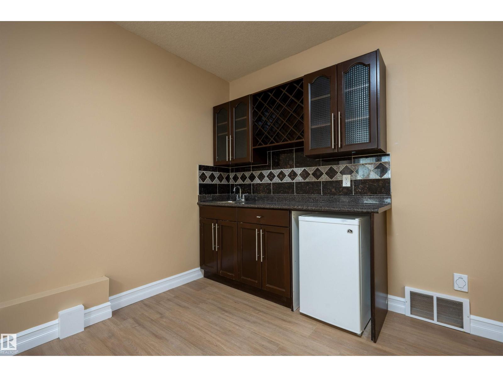 1527 67 St Sw, Edmonton, Alberta  T6X 0G8 - Photo 44 - E4458064