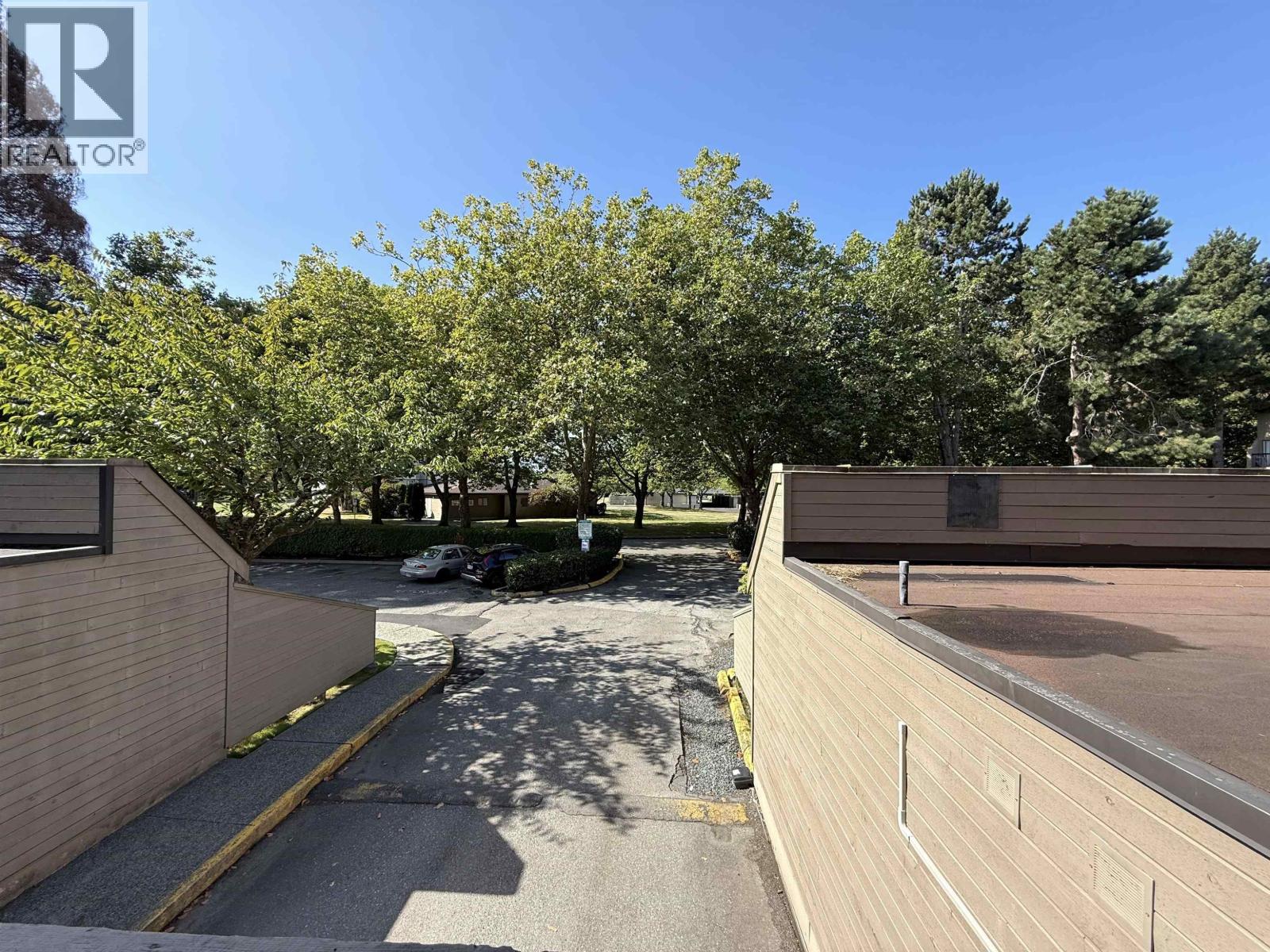 225 8120 Colonial Drive, Richmond, British Columbia  V7C 4V2 - Photo 9 - R3048359