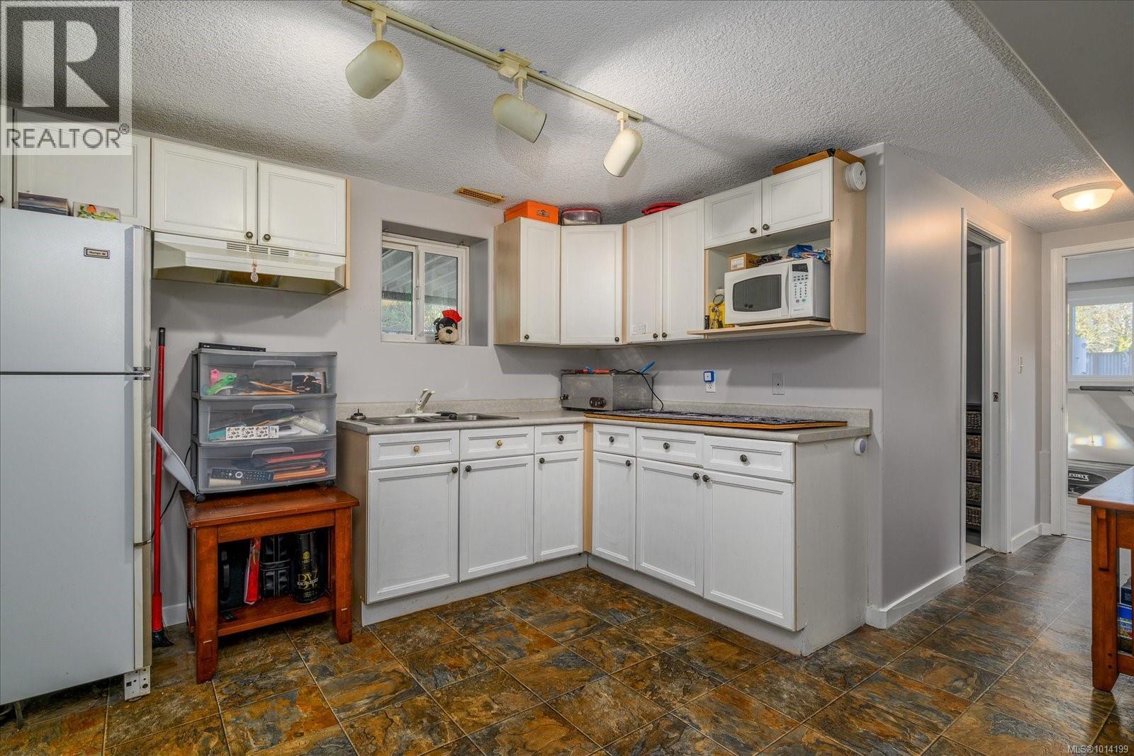 1732 James Way, Nanaimo, British Columbia  V9S 2S2 - Photo 18 - 1014199