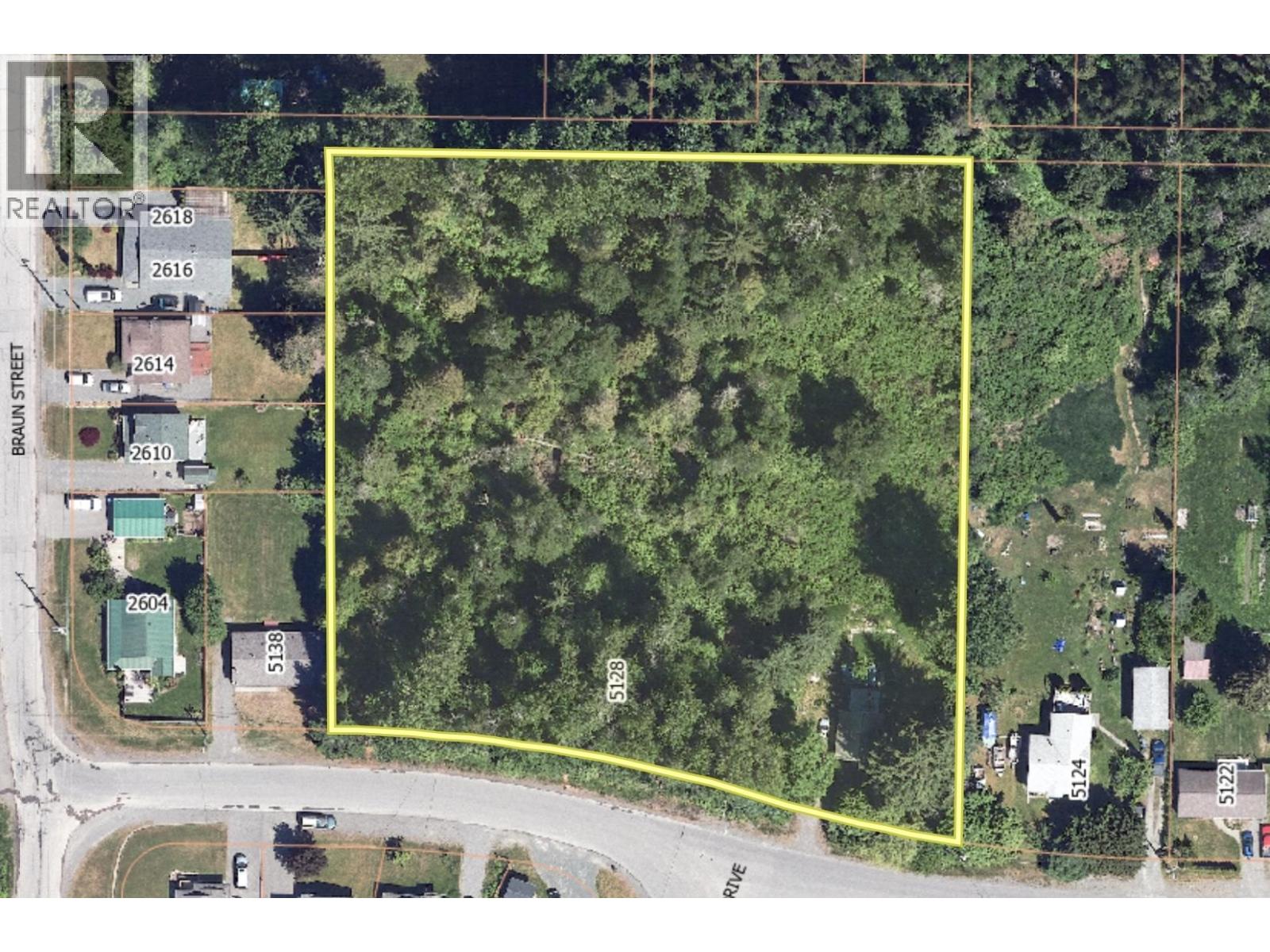 5128 MEDEEK AVENUE, Terrace, British Columbia