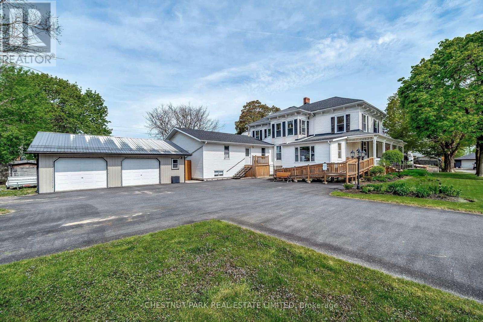 71 Queen Street, Prince Edward County, Ontario  K0K 2T0 - Photo 3 - X12394492
