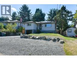 815 Leslie Dr Swan Lake, Saanich, Ca