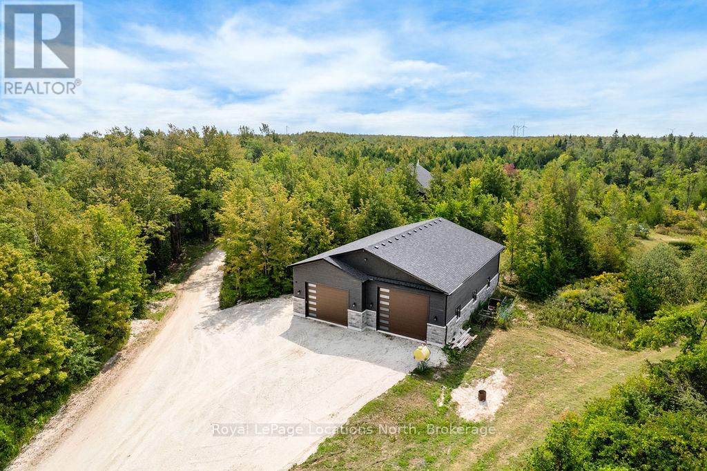 429540 8th B Concession, Grey Highlands, Ontario  N0C 1M0 - Photo 5 - X12401587