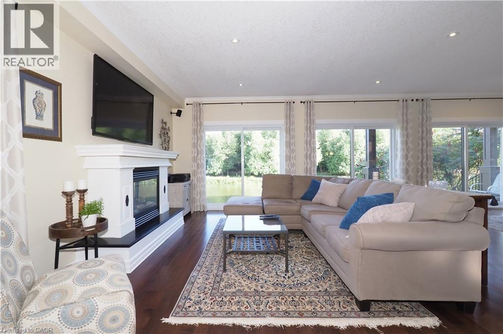 530 St Andrew Street E, Fergus, Ontario  N1M 1R6 - Photo 11 - 40770564
