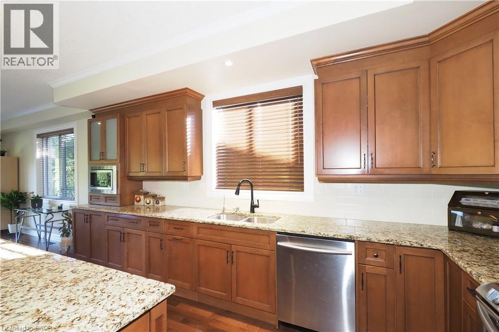 530 St Andrew Street E, Fergus, Ontario  N1M 1R6 - Photo 20 - 40770564