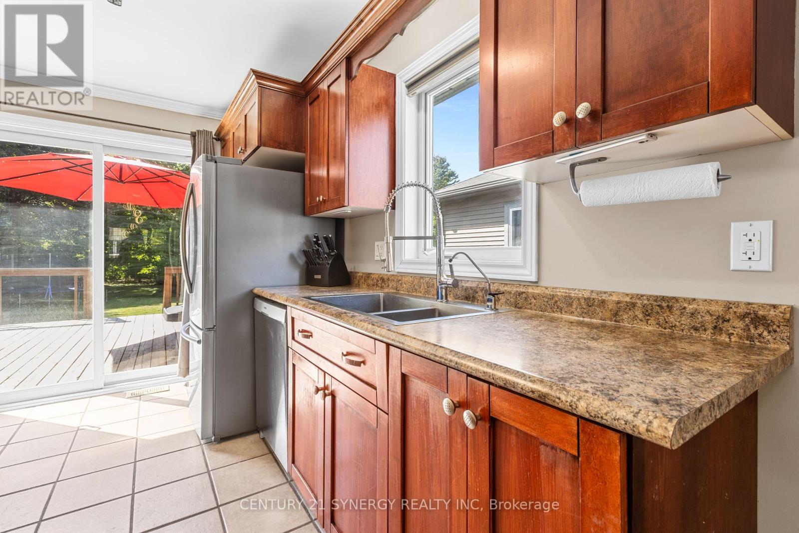 204 Ottawa Street, The Nation, Ontario  K0A 2M0 - Photo 15 - X12408351