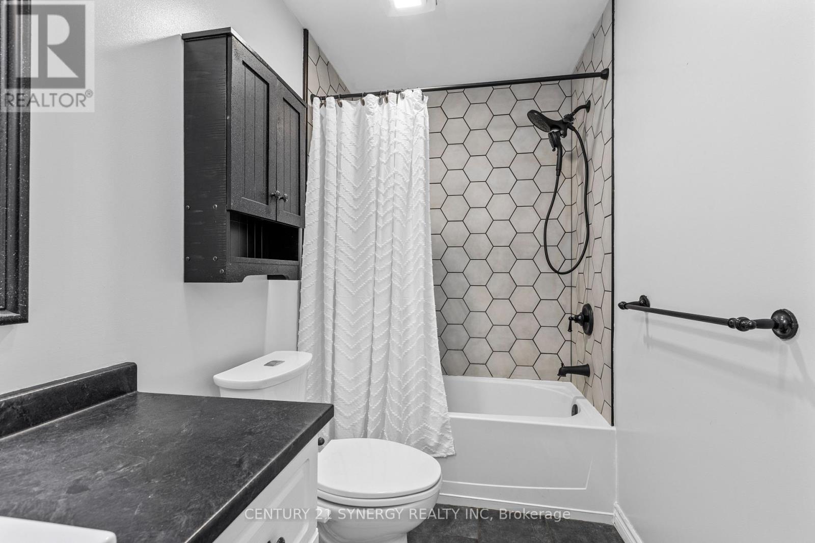 204 Ottawa Street, The Nation, Ontario  K0A 2M0 - Photo 23 - X12408351