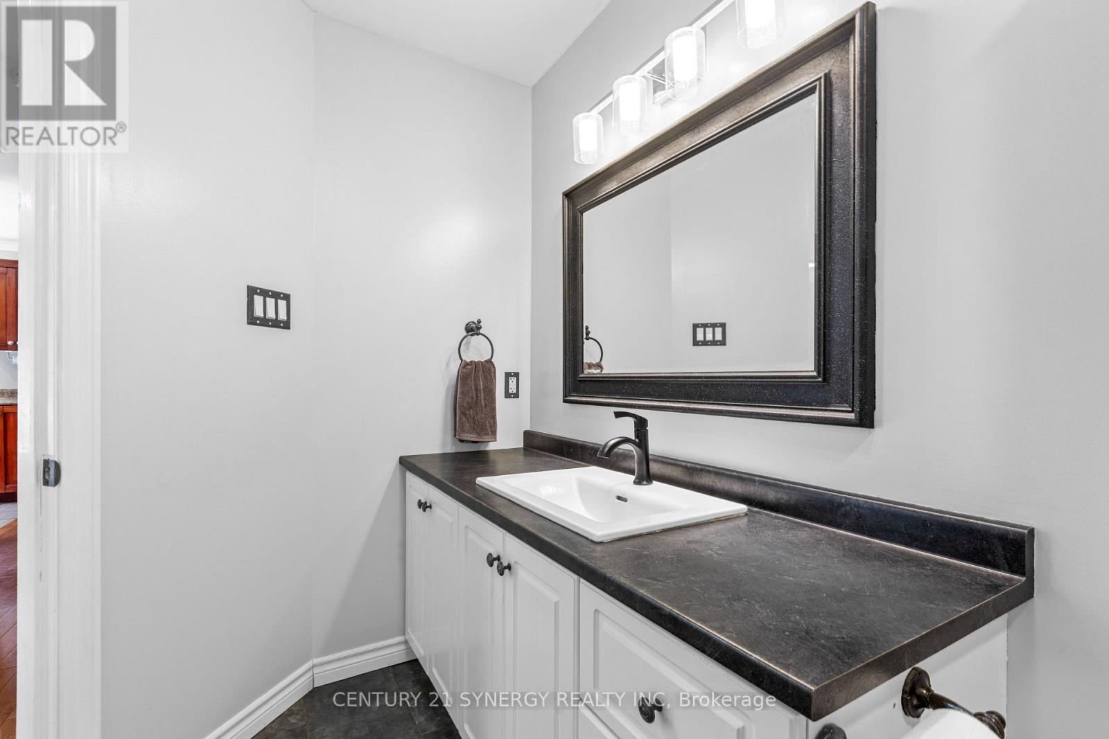 204 Ottawa Street, The Nation, Ontario  K0A 2M0 - Photo 24 - X12408351