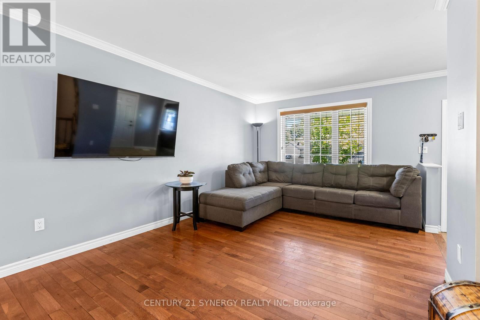204 Ottawa Street, The Nation, Ontario  K0A 2M0 - Photo 8 - X12408351