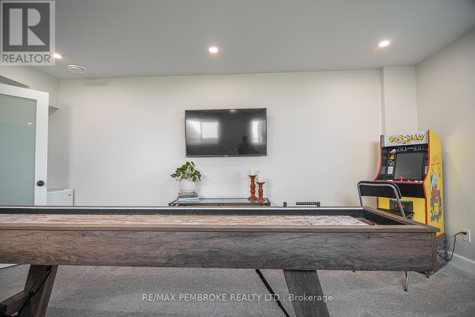 45 Liam Street, Petawawa, Ontario  K8H 0G7 - Photo 29 - X12408378