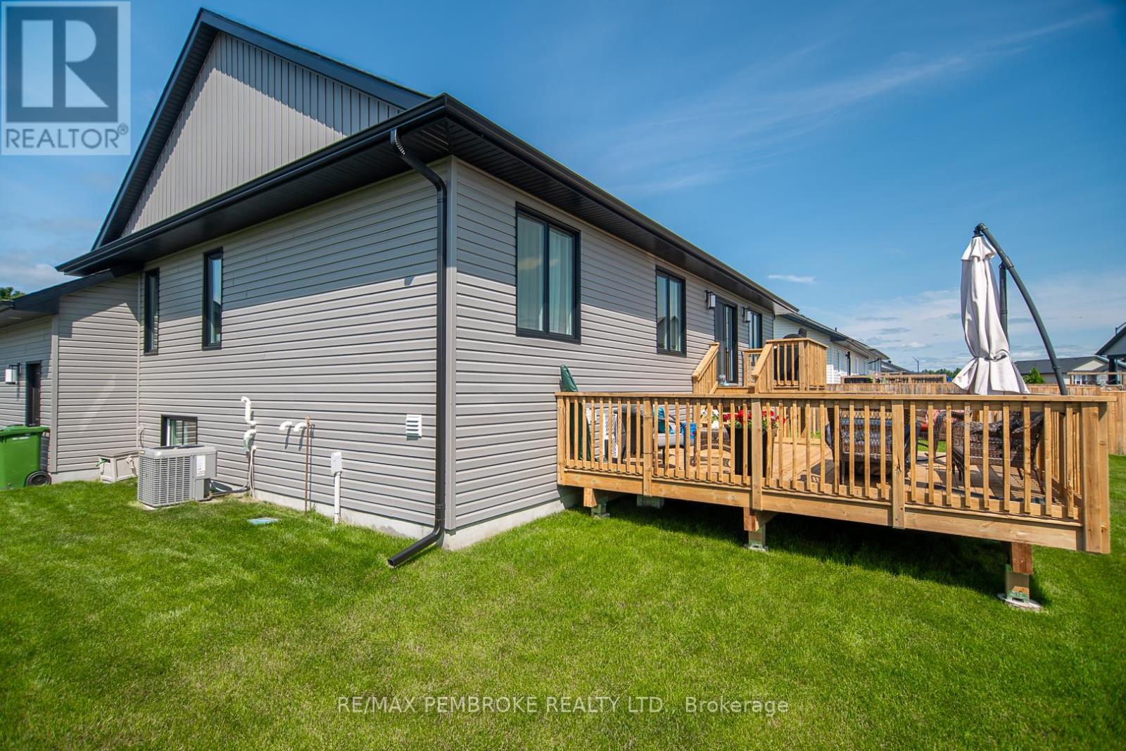 45 Liam Street, Petawawa, Ontario  K8H 0G7 - Photo 39 - X12408378
