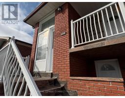 Upper - 58 Navaho Drive, Toronto (Pleasant View), Ca