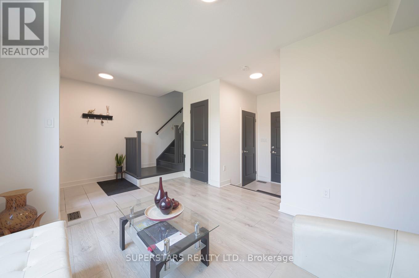 179 Carpaccio Avenue, Vaughan, Ontario  L4H 4R6 - Photo 10 - N12408336