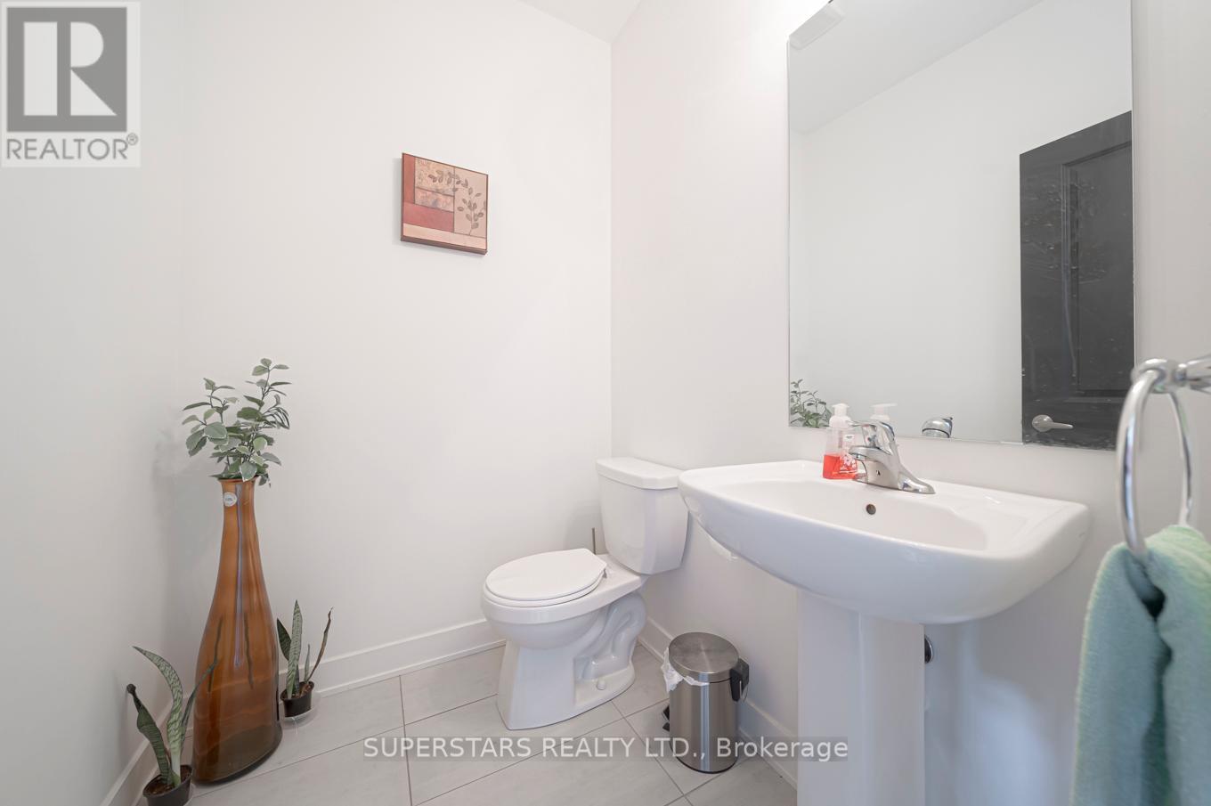 179 Carpaccio Avenue, Vaughan, Ontario  L4H 4R6 - Photo 16 - N12408336