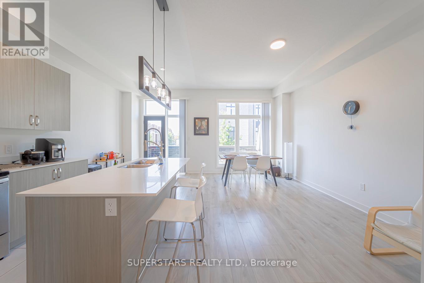 179 Carpaccio Avenue, Vaughan, Ontario  L4H 4R6 - Photo 5 - N12408336