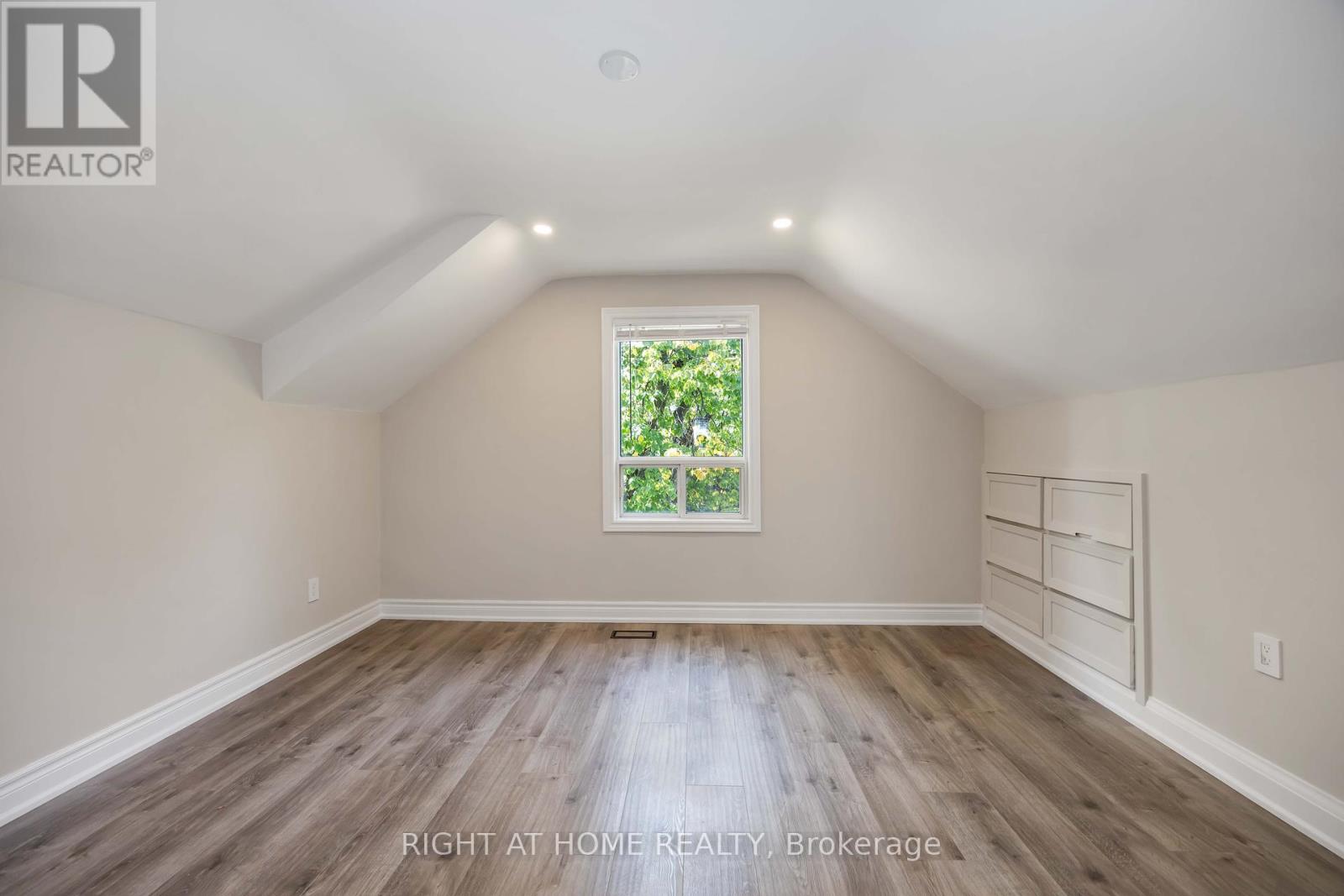 12 Rosalie Avenue N, Toronto, Ontario  M3L 1C5 - Photo 19 - W12408349