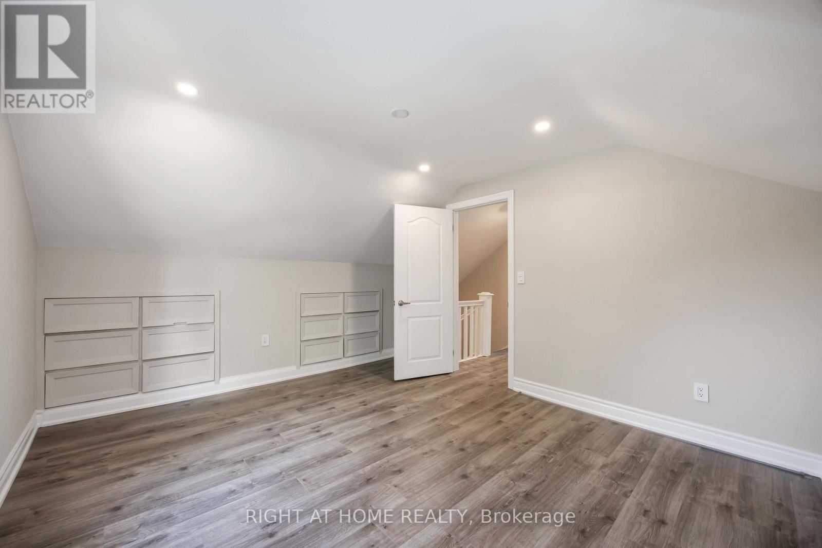 12 Rosalie Avenue N, Toronto, Ontario  M3L 1C5 - Photo 20 - W12408349