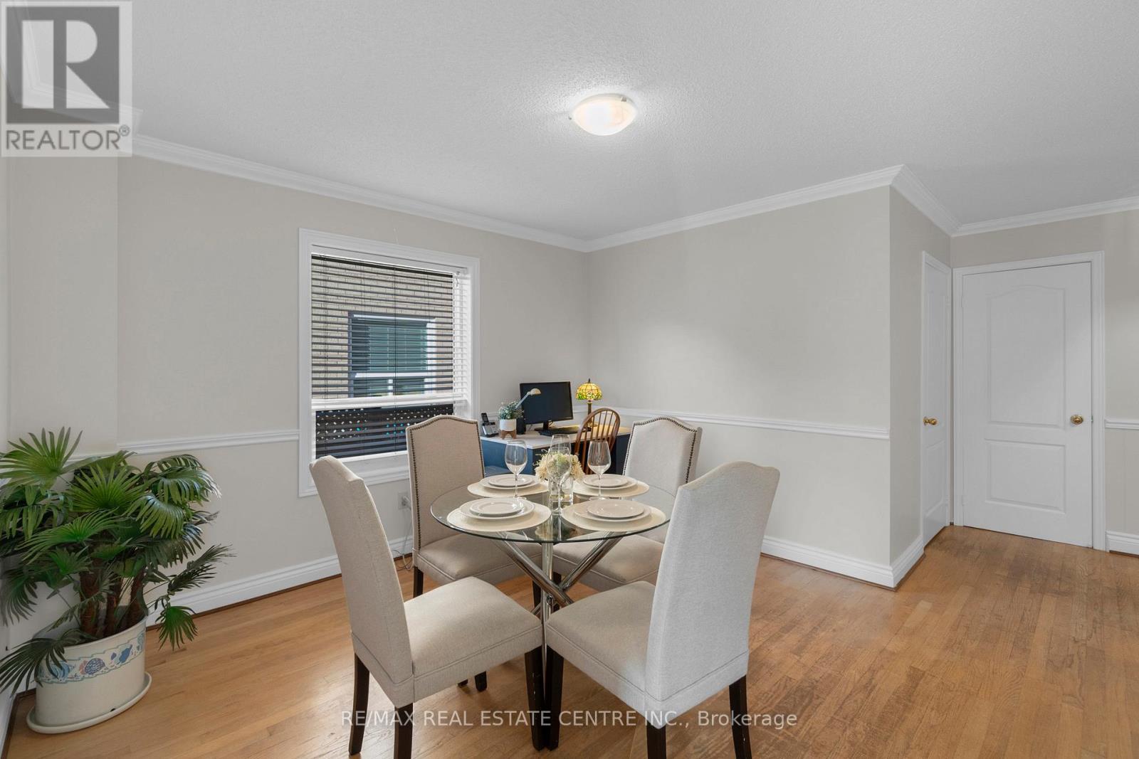 21 Watson Road, Halton Hills, Ontario  L7G 5P4 - Photo 17 - W12408372