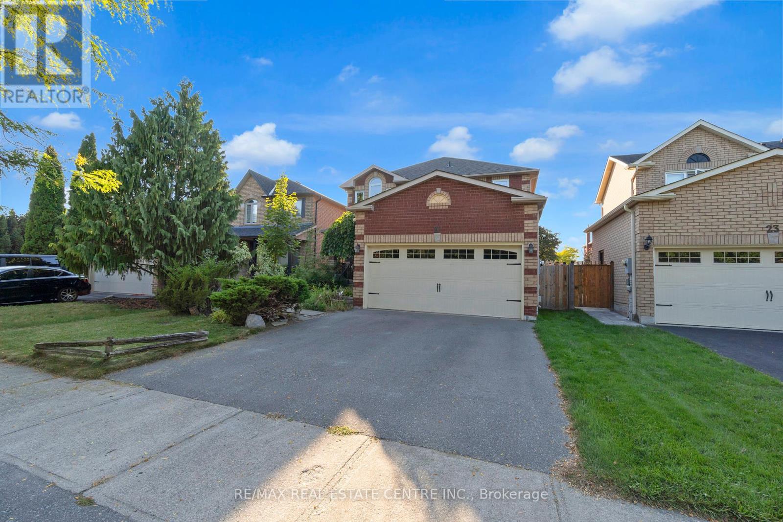 21 Watson Road, Halton Hills, Ontario  L7G 5P4 - Photo 4 - W12408372