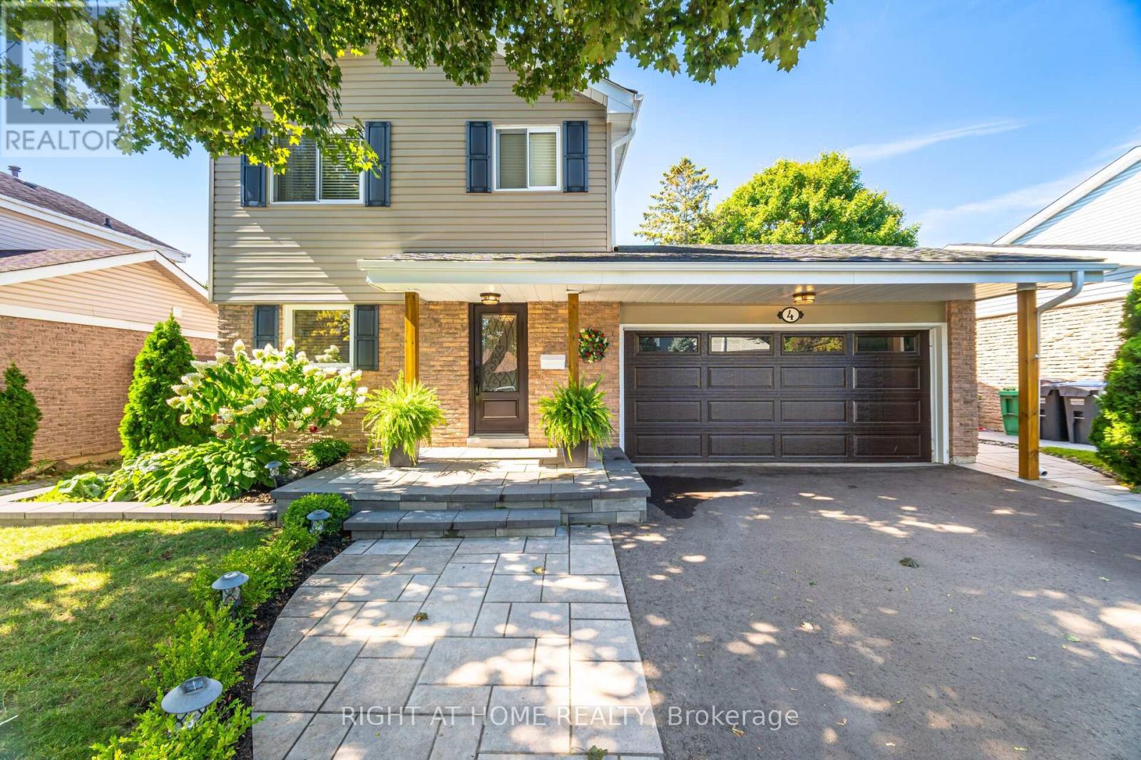 4 Cantrill Court, Brampton, Ontario  L6Z 1A3 - Photo 1 - W12408384