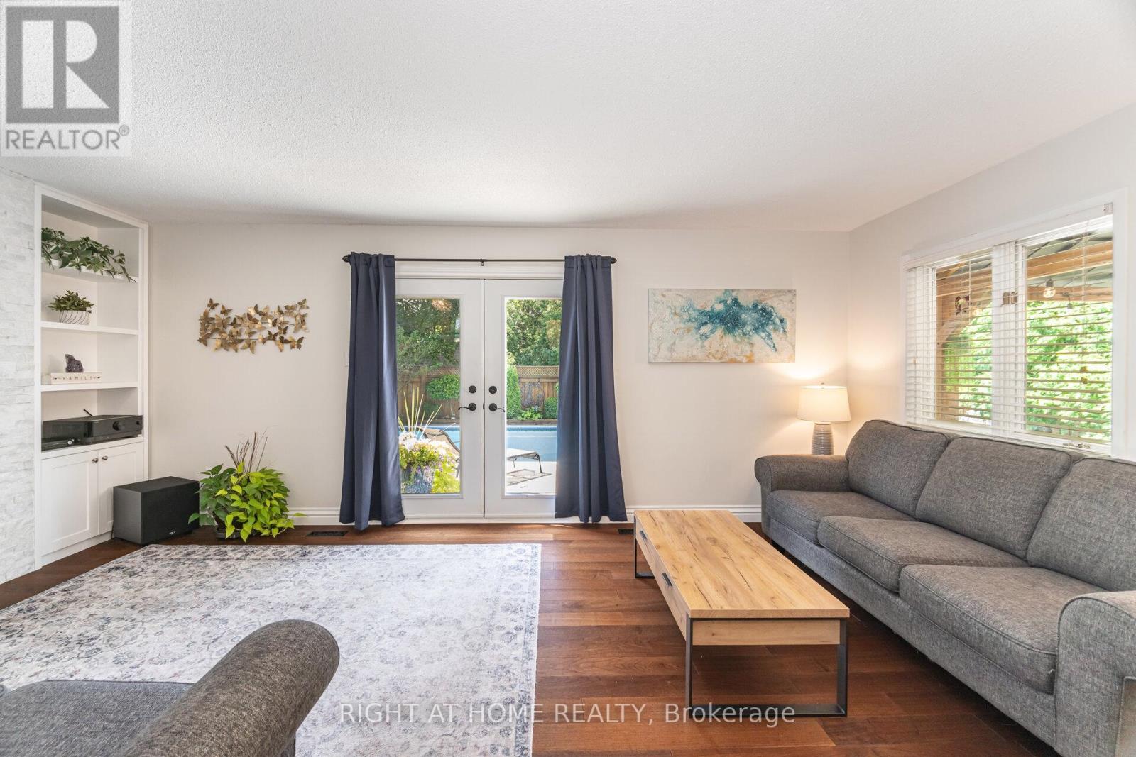 4 Cantrill Court, Brampton, Ontario  L6Z 1A3 - Photo 15 - W12408384