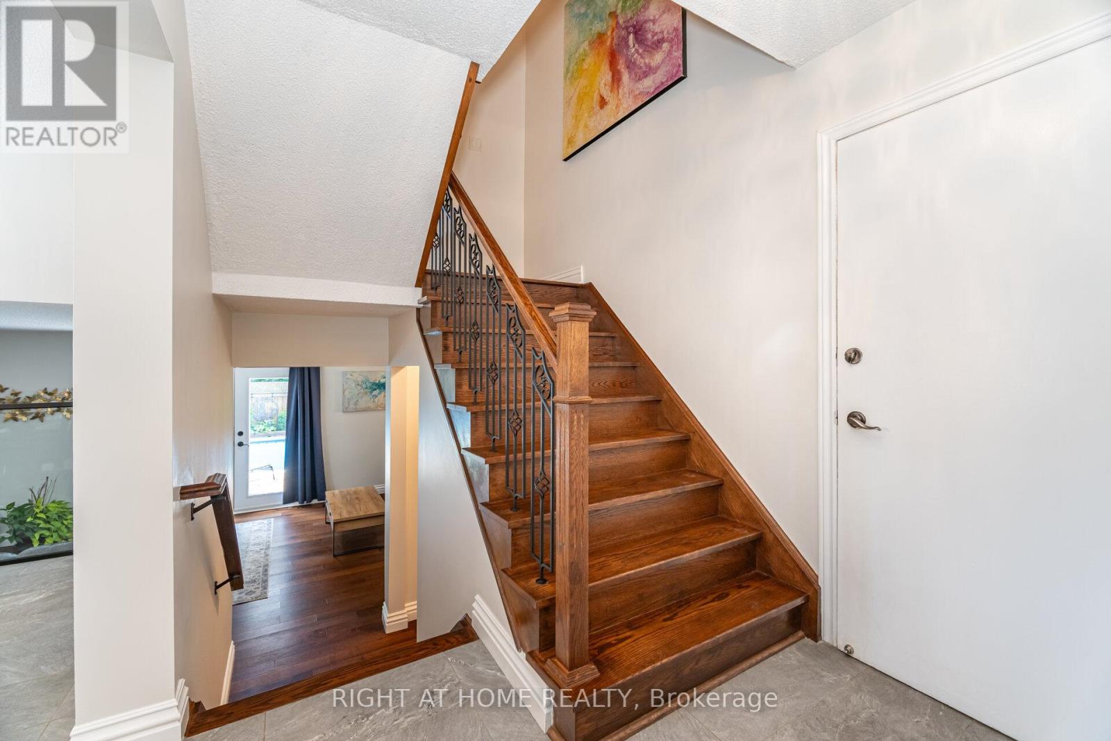 4 Cantrill Court, Brampton, Ontario  L6Z 1A3 - Photo 20 - W12408384
