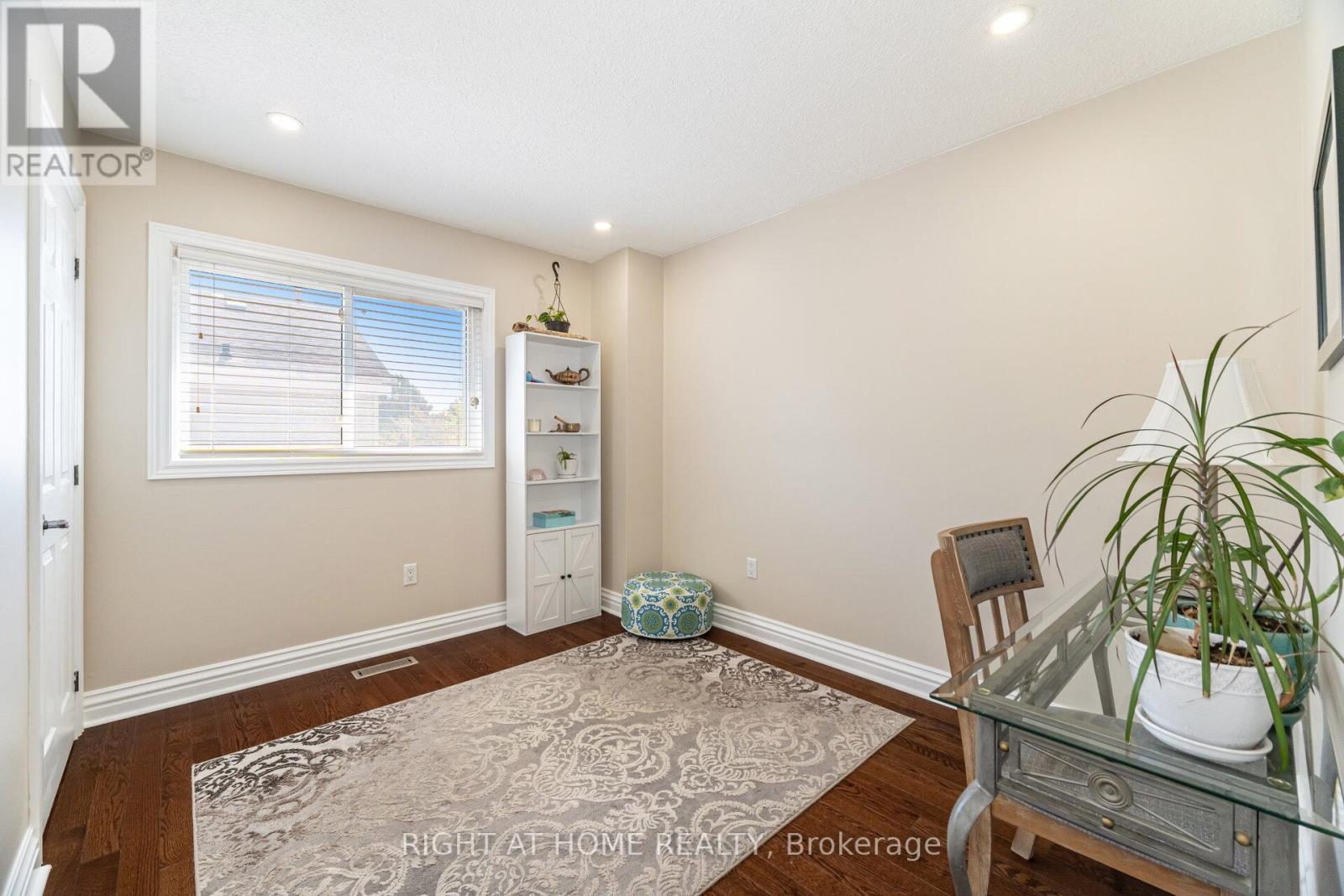 4 Cantrill Court, Brampton, Ontario  L6Z 1A3 - Photo 25 - W12408384