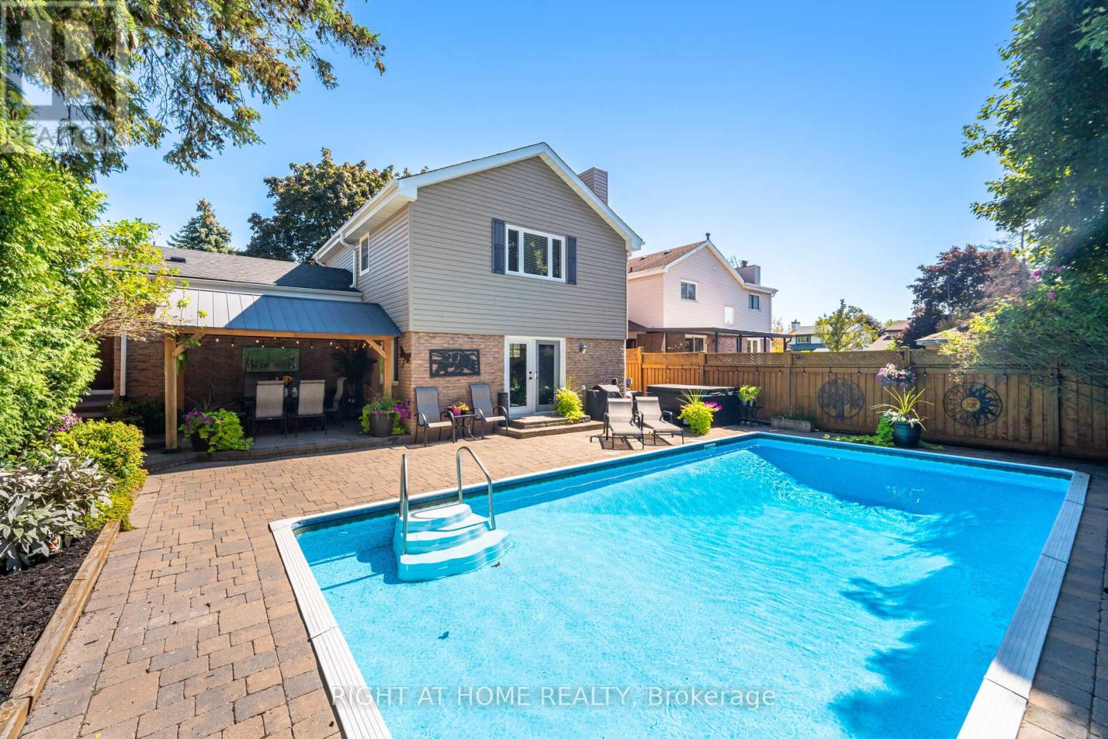 4 Cantrill Court, Brampton, Ontario  L6Z 1A3 - Photo 40 - W12408384