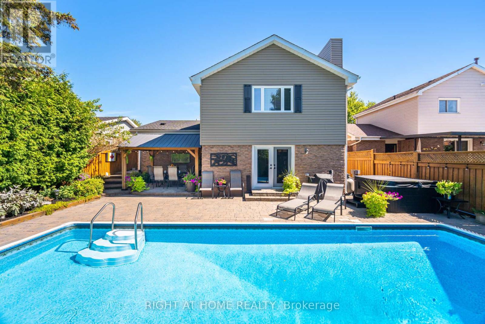 4 Cantrill Court, Brampton, Ontario  L6Z 1A3 - Photo 42 - W12408384