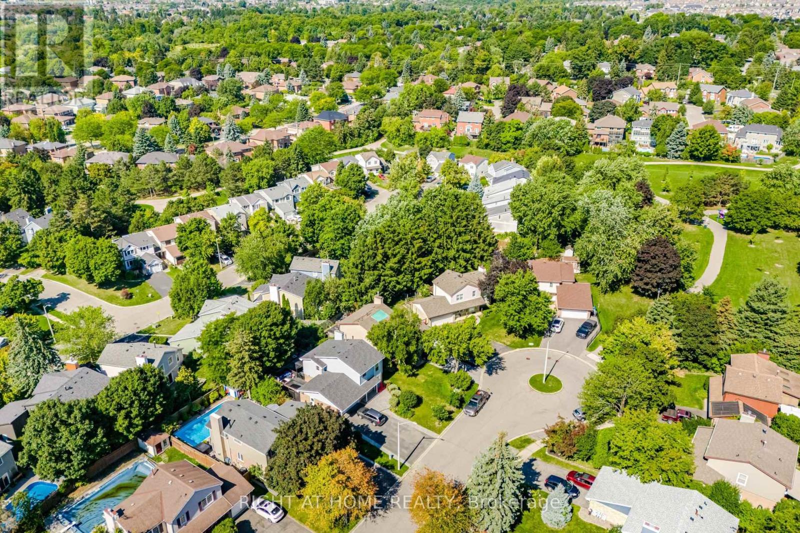 4 Cantrill Court, Brampton, Ontario  L6Z 1A3 - Photo 49 - W12408384