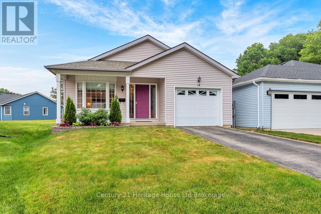 14 Mcdonald Court, Tillsonburg, Ontario  N4G 5L8 - Photo 1 - X12408392