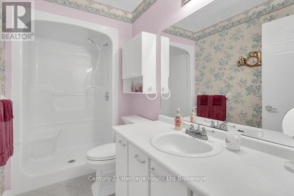 14 Mcdonald Court, Tillsonburg, Ontario  N4G 5L8 - Photo 10 - X12408392