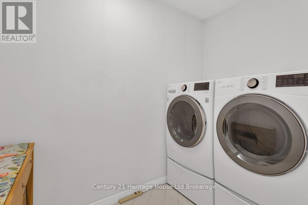 14 Mcdonald Court, Tillsonburg, Ontario  N4G 5L8 - Photo 9 - X12408392