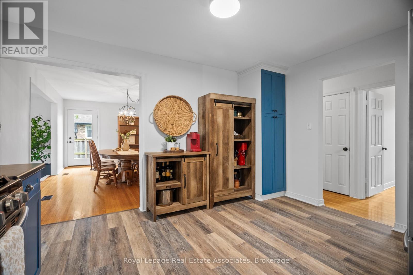 14 Hopkins Court, Hamilton, Ontario  L9H 5M5 - Photo 12 - X12408382