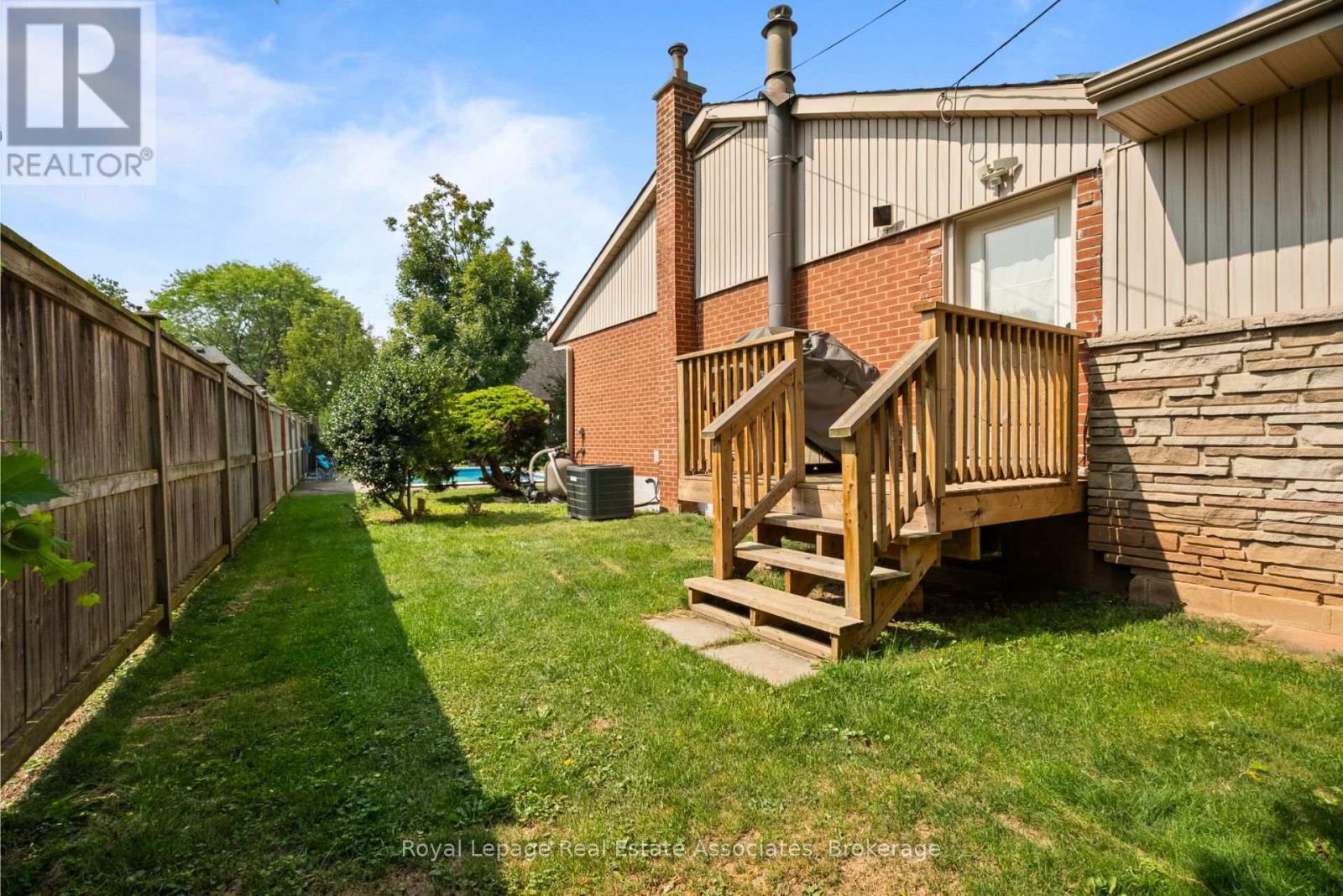 14 Hopkins Court, Hamilton, Ontario  L9H 5M5 - Photo 38 - X12408382