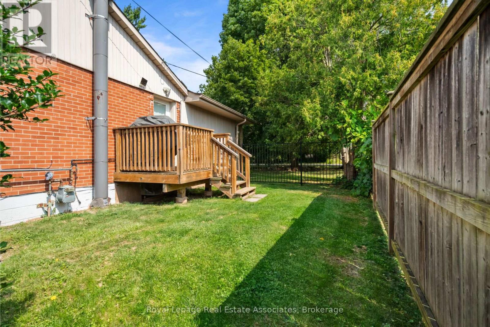 14 Hopkins Court, Hamilton, Ontario  L9H 5M5 - Photo 39 - X12408382
