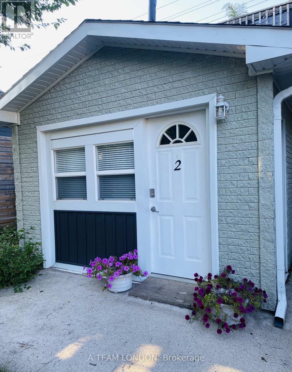 224 Riverside Drive, London North, Ontario  N6H 1E6 - Photo 2 - X12408402