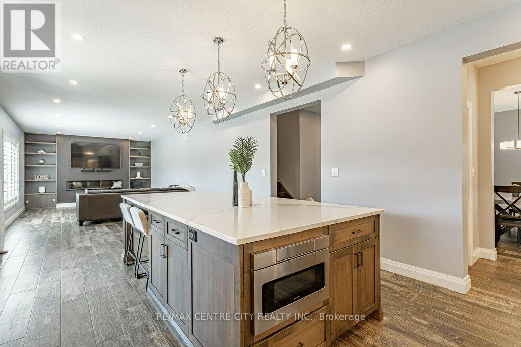 55 Fuller Drive, Ingersoll, Ontario  N5C 4H4 - Photo 14 - X12408403
