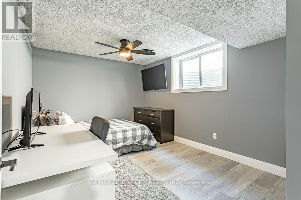 55 Fuller Drive, Ingersoll, Ontario  N5C 4H4 - Photo 35 - X12408403