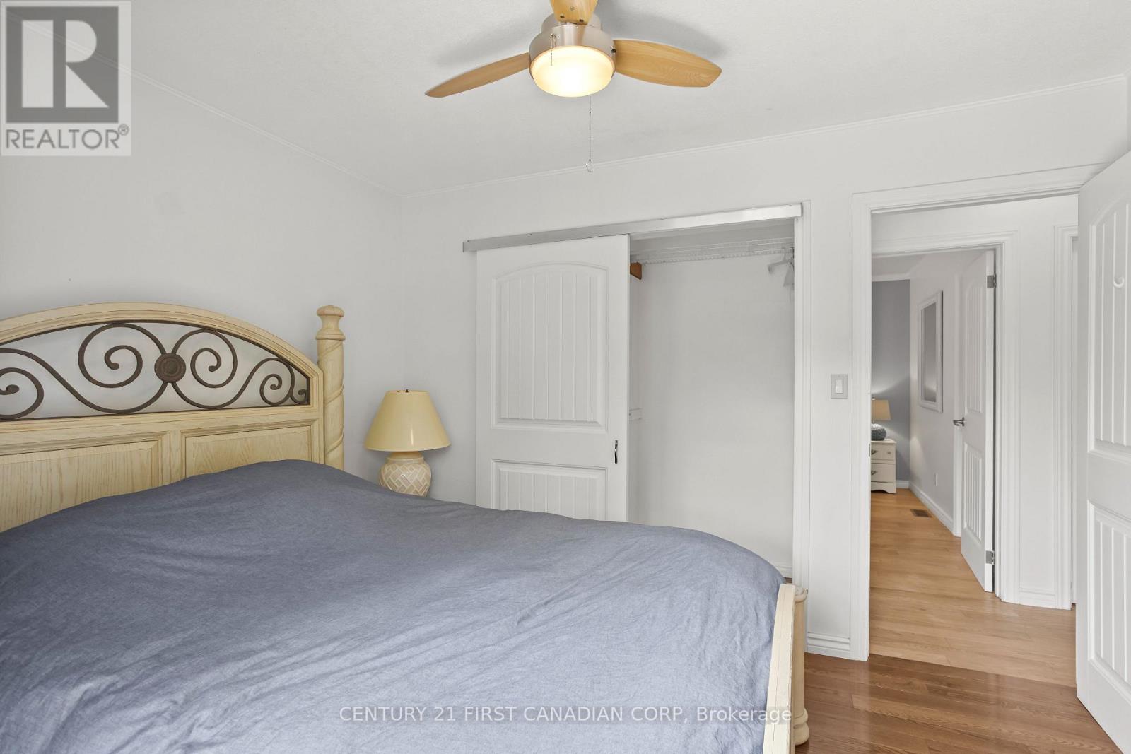 26 Oak Street, Lambton Shores, Ontario  N0M 1T0 - Photo 23 - X12408419