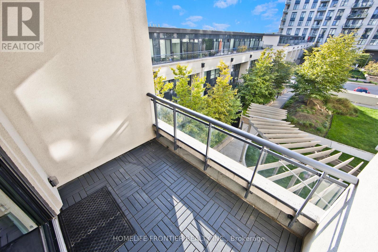 216 - 12 Woodstream Boulevard, Vaughan (Vaughan Grove), Ontario  L4L 8C3 - Photo 17 - N12405748