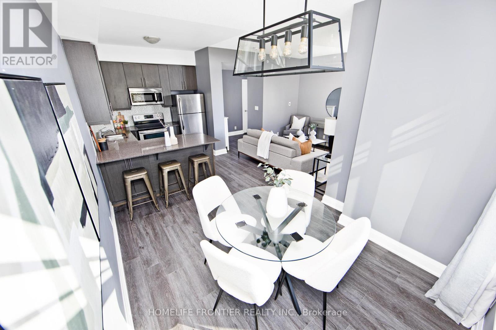 216 - 12 Woodstream Boulevard, Vaughan (Vaughan Grove), Ontario  L4L 8C3 - Photo 8 - N12405748