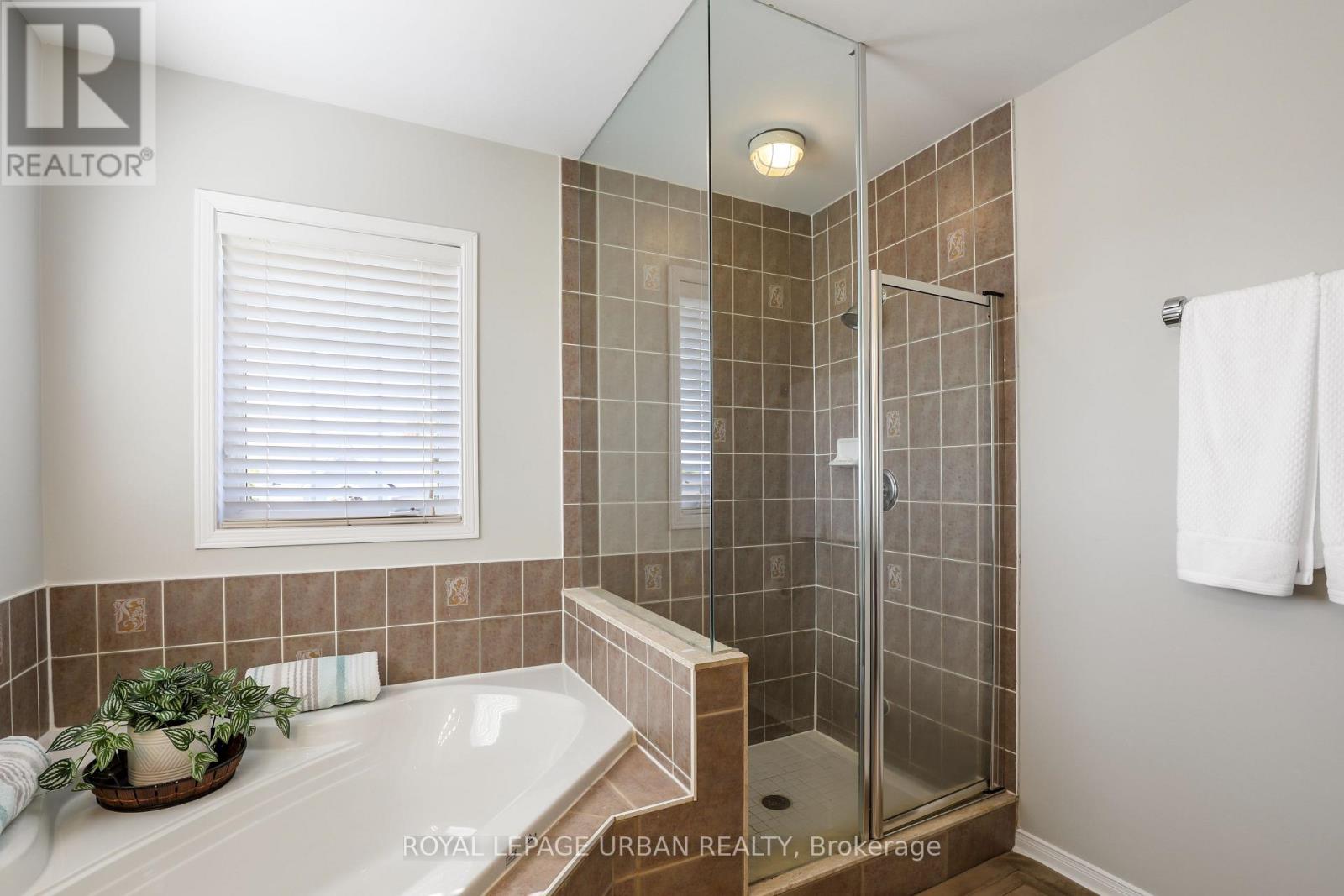 1081 Keswick Court, Oshawa, Ontario  L1K 2V2 - Photo 30 - E12408373