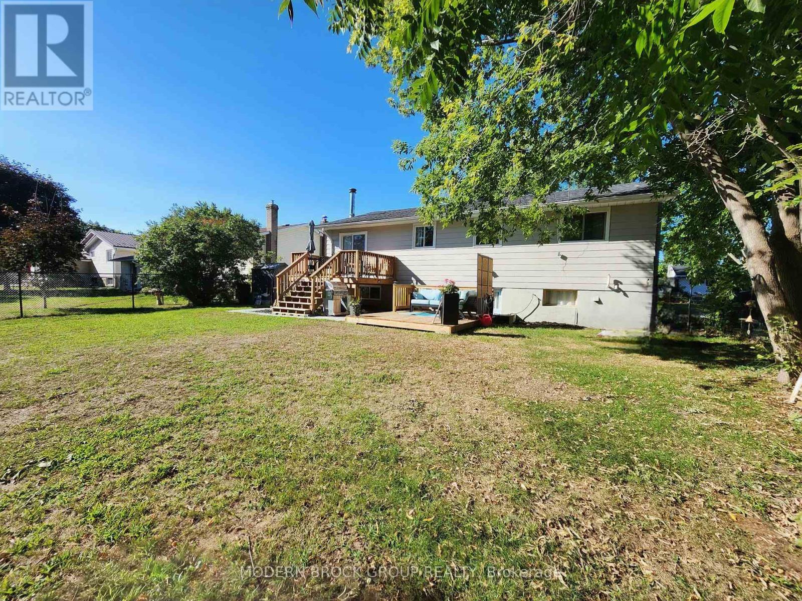 1251 Peden Boulevard, Brockville, Ontario  K6V 3K5 - Photo 38 - X12395403