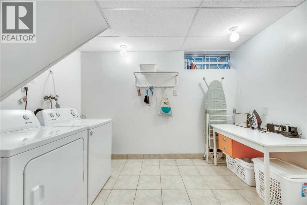 488 Strathcona Drive Sw, Calgary, Alberta  T3H 1K2 - Photo 37 - A2257430