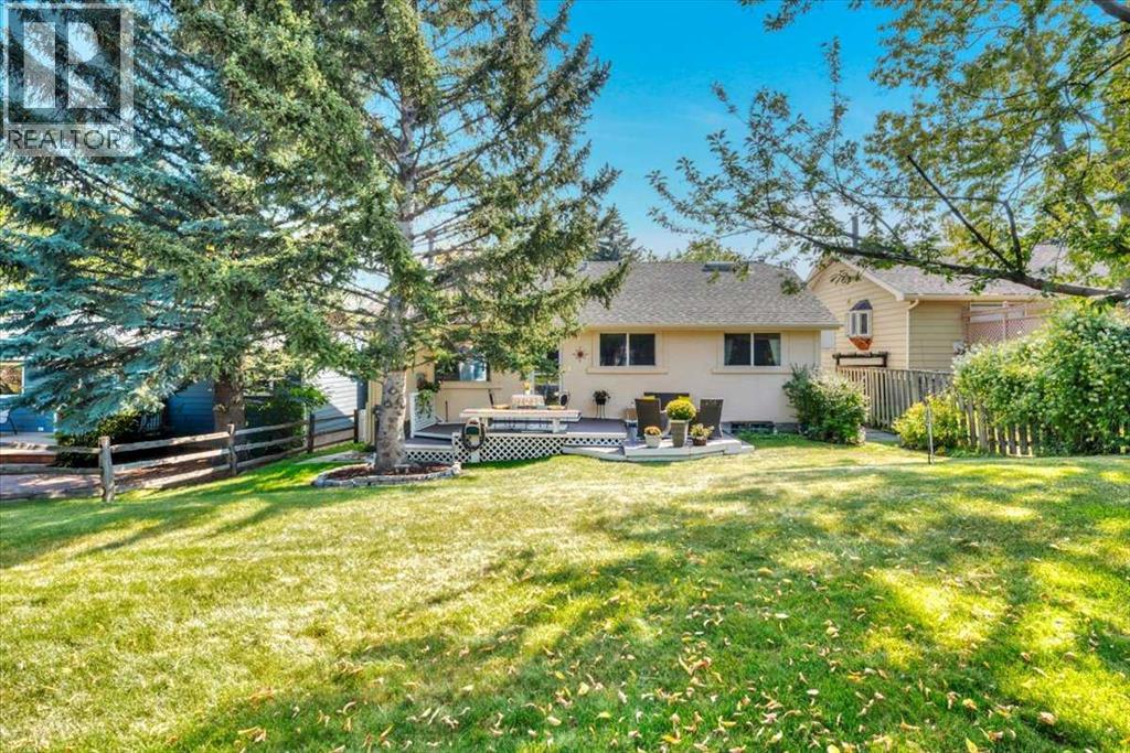 488 Strathcona Drive Sw, Calgary, Alberta  T3H 1K2 - Photo 41 - A2257430