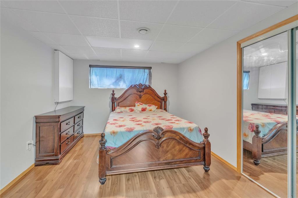 40 Courland Bay, Winnipeg, Manitoba  R2P 2X1 - Photo 33 - 202523281