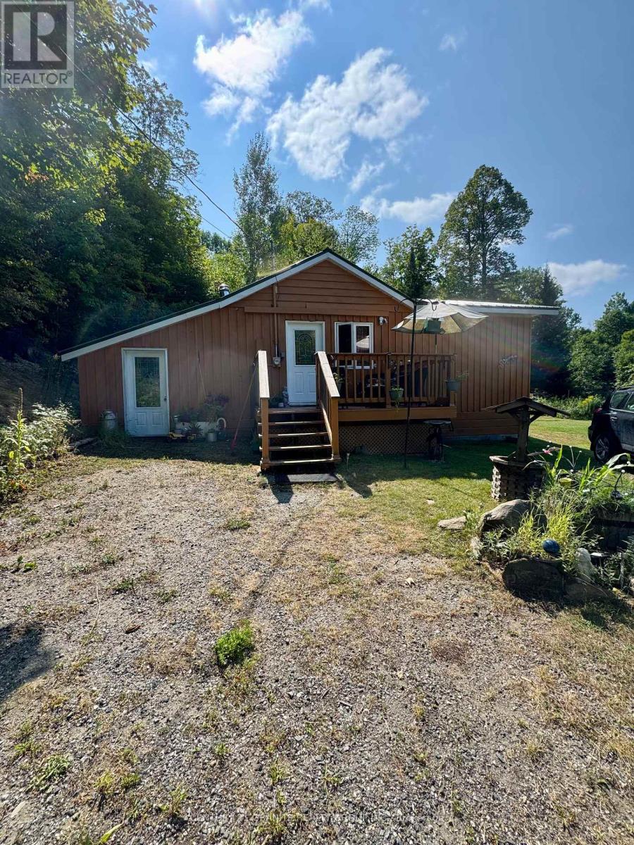 261a Copeland Lake Road, Addington Highlands, Ontario  K0H 1L0 - Photo 35 - X12347056